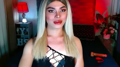 lovelymiss_shyna11 online show from October 30, 8:05 am