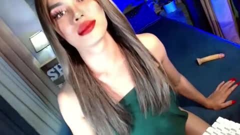 lovelymiss_shyna11 online show from January 14, 5:18 pm