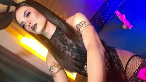 lovelymiss_shyna11 online show from May 20, 2:07 am