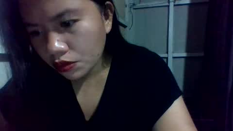 Snapshot of lovelymocha27 chatting on October 26, 10:54 am lovelymocha27s online show from October 26, 10:54 am