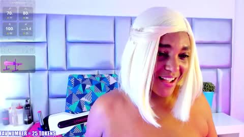 Nicky online show from November 12, 1:11 pm