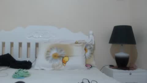 Snapshot of lovelyquey chatting on October 7, 8:50 pm Angelquey online show from October 7, 8:50 pm