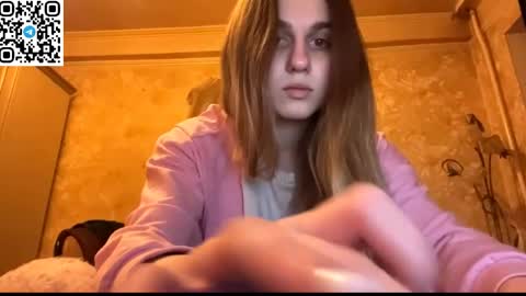 ELA online show from April 10, 6:12 pm