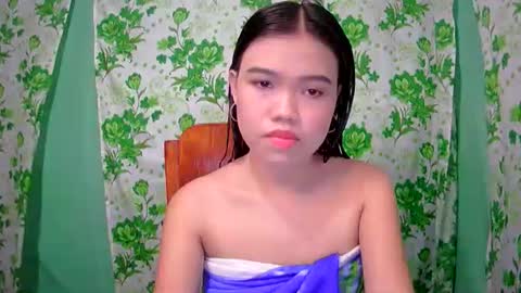 lovemae352295 online show from January 17, 5:53 am
