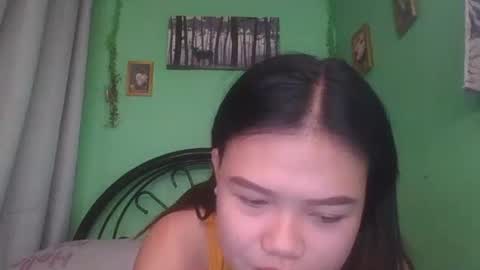 lovemae352295 online show from November 25, 6:02 am