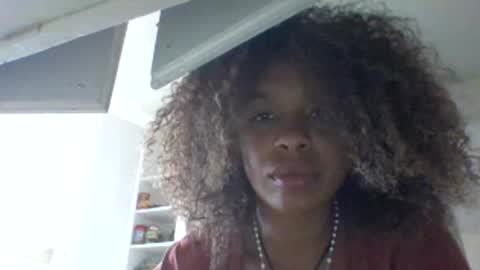 lovemefurever online show from June 3, 1:08 am