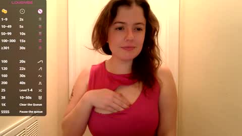 Snapshot of lovemesomemoree chatting on January 21, 4:10 am Connie online show from January 21, 4:10 am