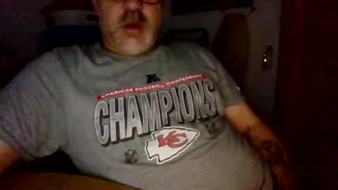 lover010983 online show from February 11, 7:02 am