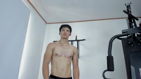 Snapshot of lover_fitnessboy chatting on December 26, 8:42 pm kevin online show from December 26, 8:42 pm