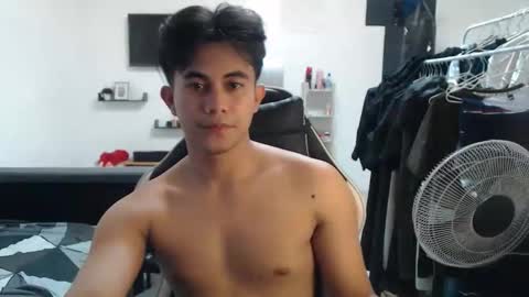 loverboyph04 online show from October 1, 6:52 am