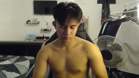 loverboyph04 online show from October 13, 7:41 am