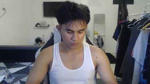 loverboyph04 online show from December 3, 1:35 am