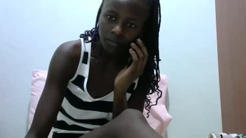 lovergal222 online show from January 18, 7:37 pm