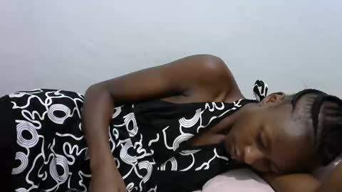 lovergal222 online show from March 11, 12:22 am