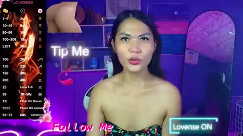 Snapshot of lovergirljane chatting on June 5, 4:35 pm JANE loves you online show from June 5, 4:35 pm