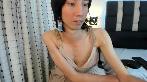 loverisu online show from November 22, 9:14 pm