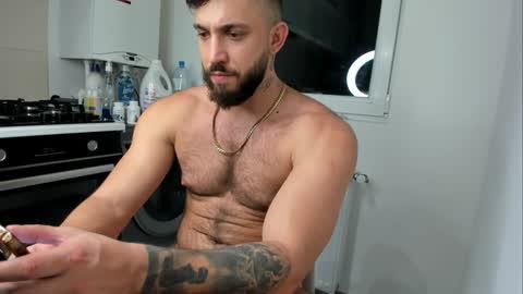 Snapshot of lovermike_ chatting on December 8, 9:41 pm Mike online show from December 8, 9:41 pm