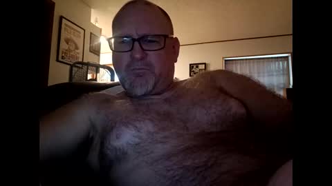 Snapshot of loverofmany chatting on November 23, 9:47 pm loverofmany online show from November 23, 9:47 pm