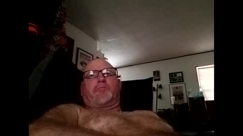 Snapshot of loverofmany chatting on June 2, 6:43 pm loverofmany online show from June 2, 6:43 pm