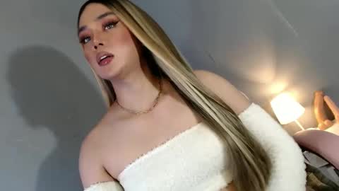 lovers moon22 online show from December 19, 2:12 am