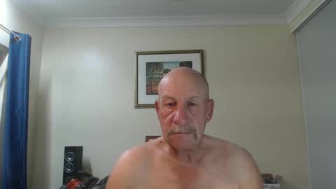 Snapshot of lovesblackazz chatting on January 17, 12:10 am Lovesblackazz online show from January 17, 12:10 am