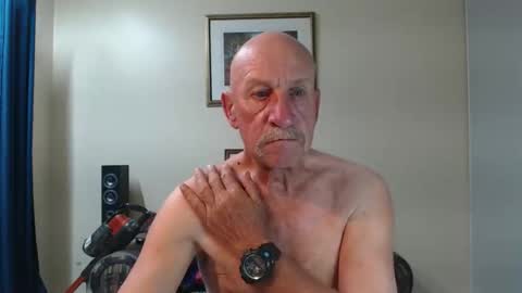 Lovesblackazz online show from November 7, 10:48 am