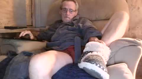 just here to have fun and cum online show from November 12, 10:48 am