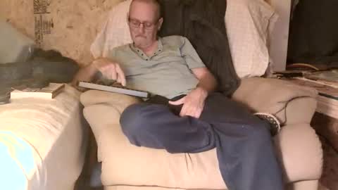 just here to have fun and cum online show from November 26, 11:55 am