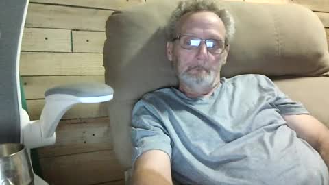 just here to have fun and cum online show from July 8, 10:53 am