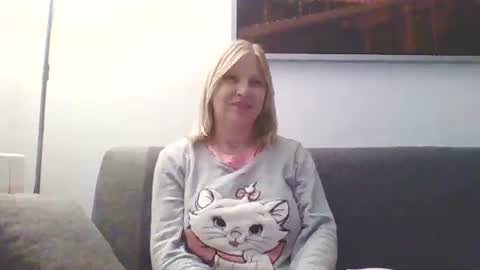 Marlyn online show from December 26, 9:58 pm