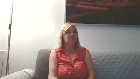 Marlyn online show from September 23, 9:07 pm