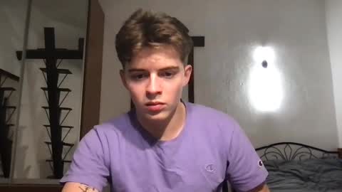 Snapshot of lovet1me chatting on March 8, 10:24 pm luv online show from March 8, 10:24 pm