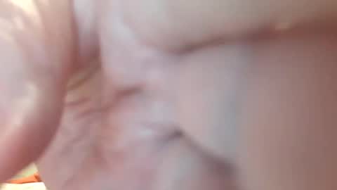 Lovetobeseen9 online show from October 4, 11:52 am