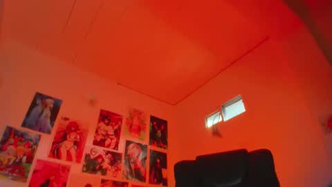 lovexjuxn77 online show from December 19, 3:08 pm