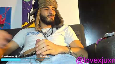 lovexjuxn77 online show from March 4, 9:21 pm