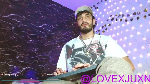 lovexjuxn77 online show from May 5, 1:24 am