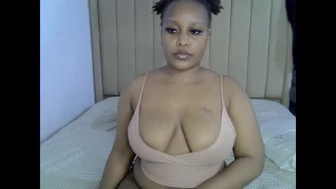 loveydivah online show from May 19, 7:20 pm