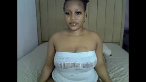loveydivah online show from May 30, 7:05 am