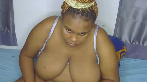 Snapshot of loveytiana chatting on March 3, 6:03 pm loveytiana online show from March 3, 6:03 pm