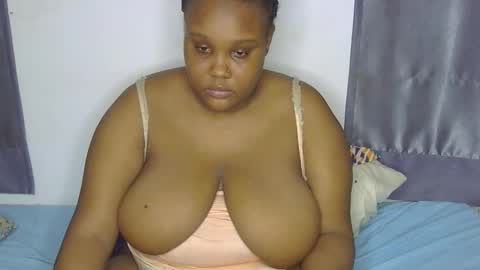 Snapshot of loveytiana chatting on March 14, 8:20 am loveytiana online show from March 14, 8:20 am