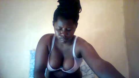 loviett online show from May 3, 3:01 am