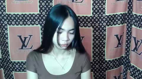 loving_rhean online show from December 14, 12:16 am