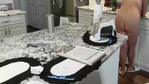 lovingcouple1969 online show from January 31, 7:11 pm