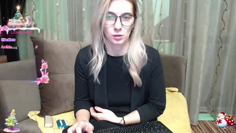 Antonia online show from December 30, 6:53 am