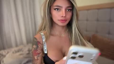 Candice online show from April 23, 6:54 pm