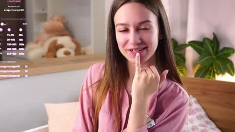 Amelia online show from May 31, 12:23 pm