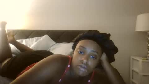 Snapshot of loyalbambi chatting on July 2, 1:16 am loyalbambi online show from July 2, 1:16 am