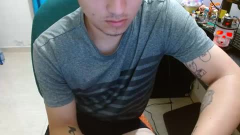 SoldierHugeCock online show from October 18, 12:57 am