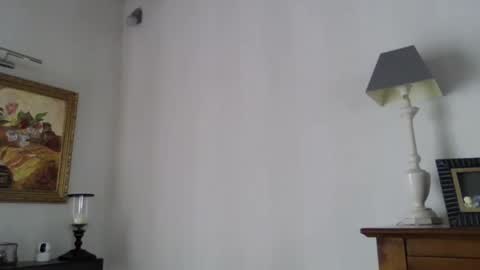 Snapshot of lrda49 chatting on February 13, 10:34 am Espigle online show from February 13, 10:34 am