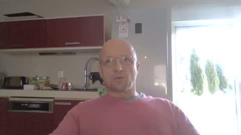 Snapshot of lrda49 chatting on December 22, 10:45 am Espigle online show from December 22, 10:45 am